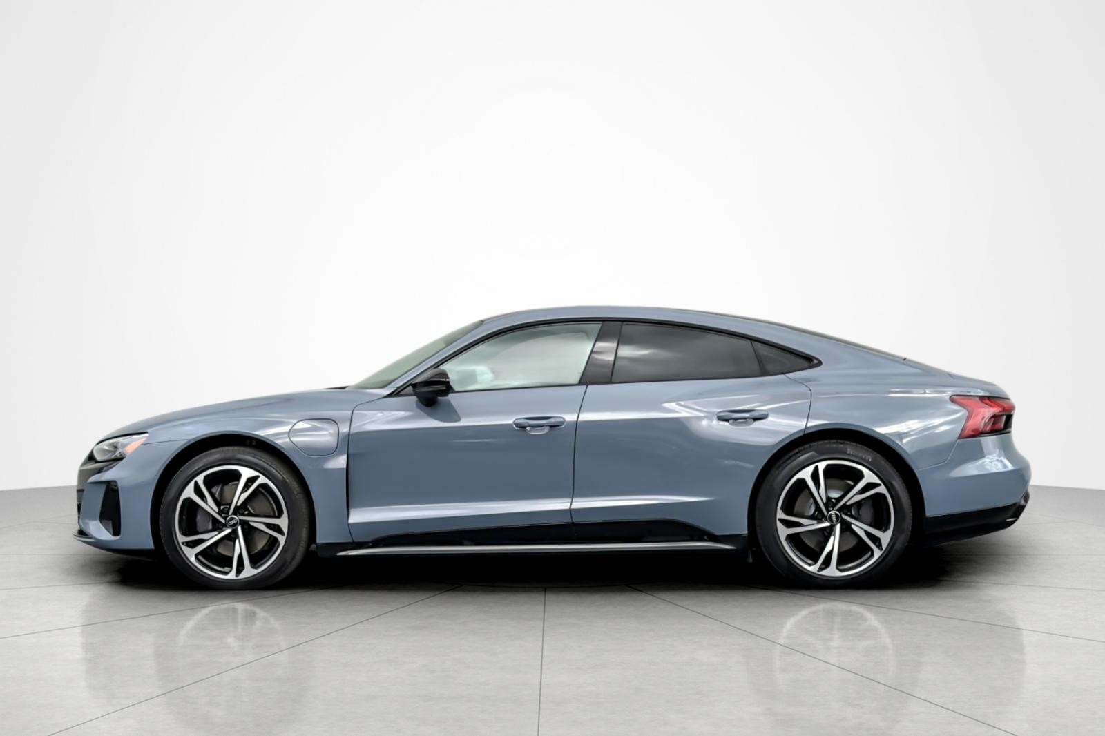 Used 2022 Audi e-tron GT Premium Plus with VIN WAUCJBFW0N7009164 for sale in Carson, CA