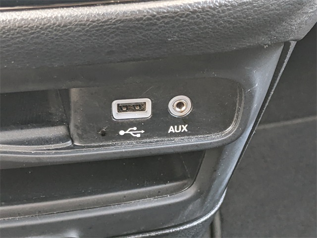2020 Chrysler Pacifica Touring photo 25