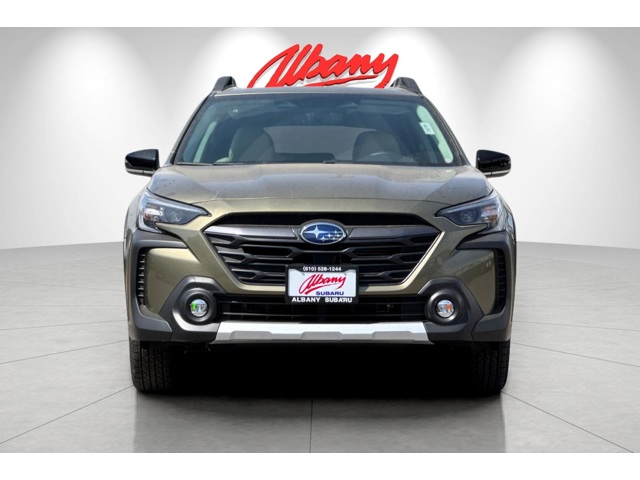 2025 Subaru Outback Limited photo 4