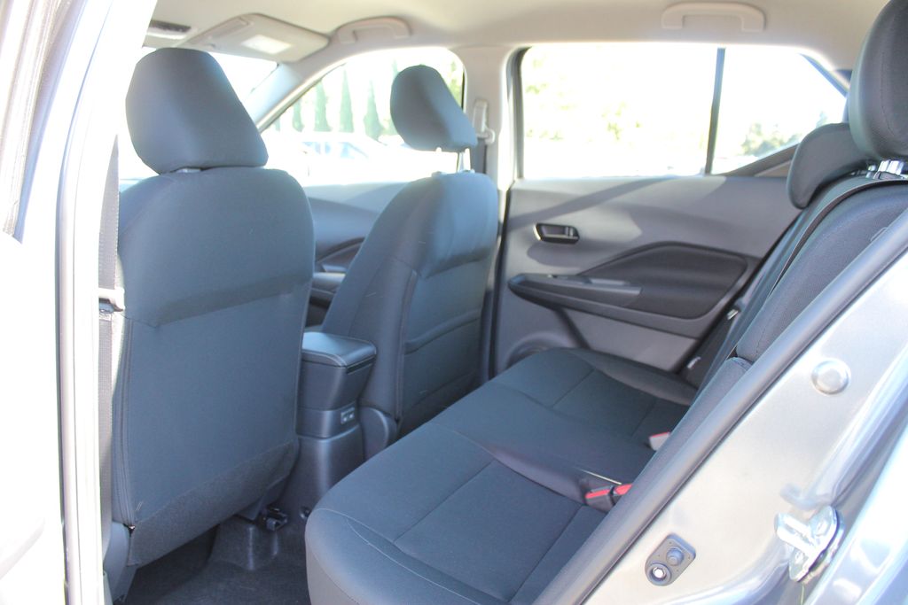 2025 Nissan Kicks Play S photo 13
