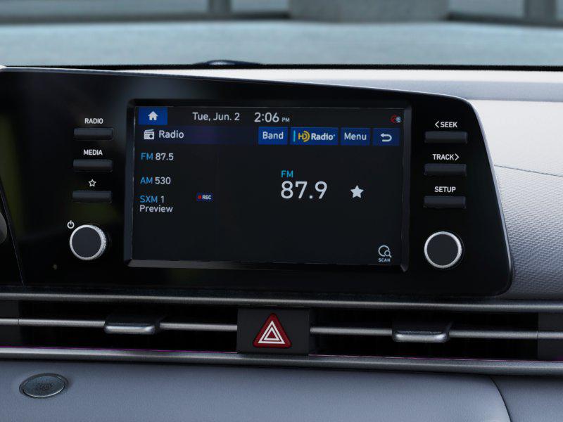 2025 Hyundai Elantra SEL Sport photo 12