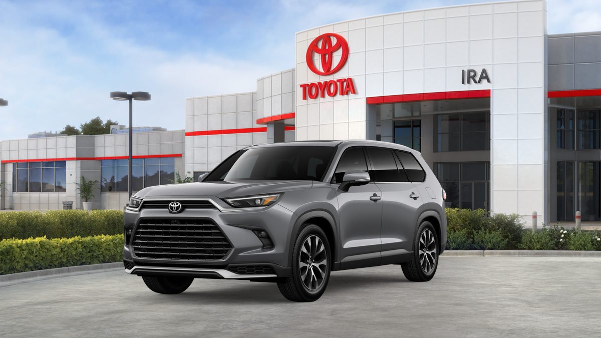 2026 Toyota Grand Highlander Limited's photo