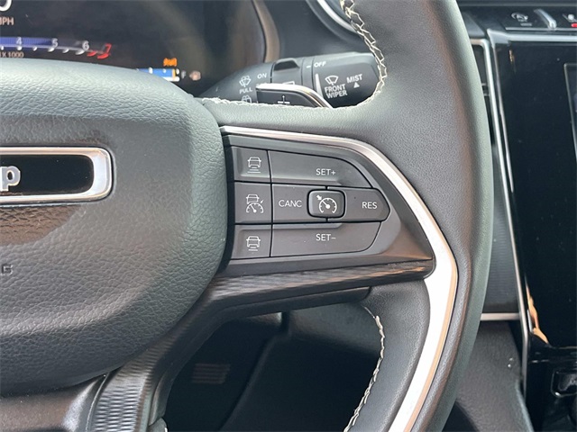 2024 Jeep Grand Cherokee Altitude photo 29