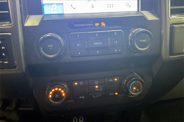 2019 Ford F-150 XLT photo 19