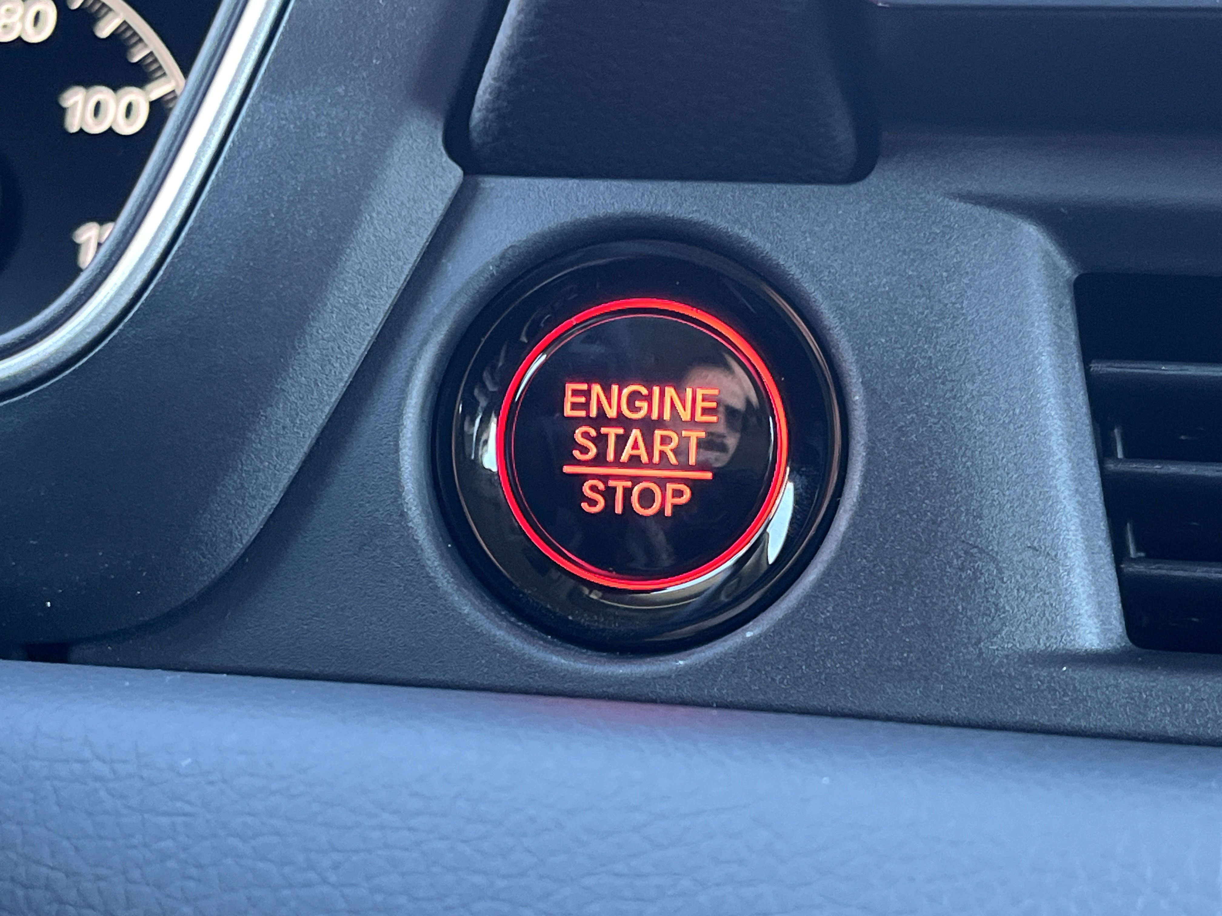 2025 Honda Pilot Touring photo 3