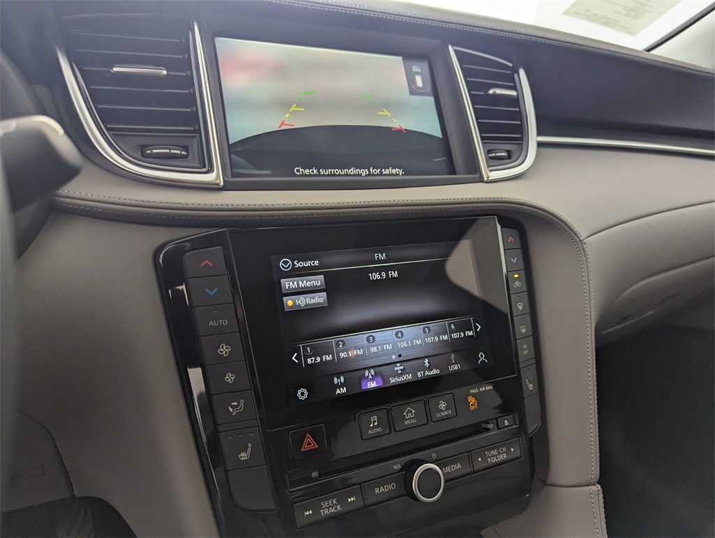 2024 Infiniti QX50 Luxe photo 11