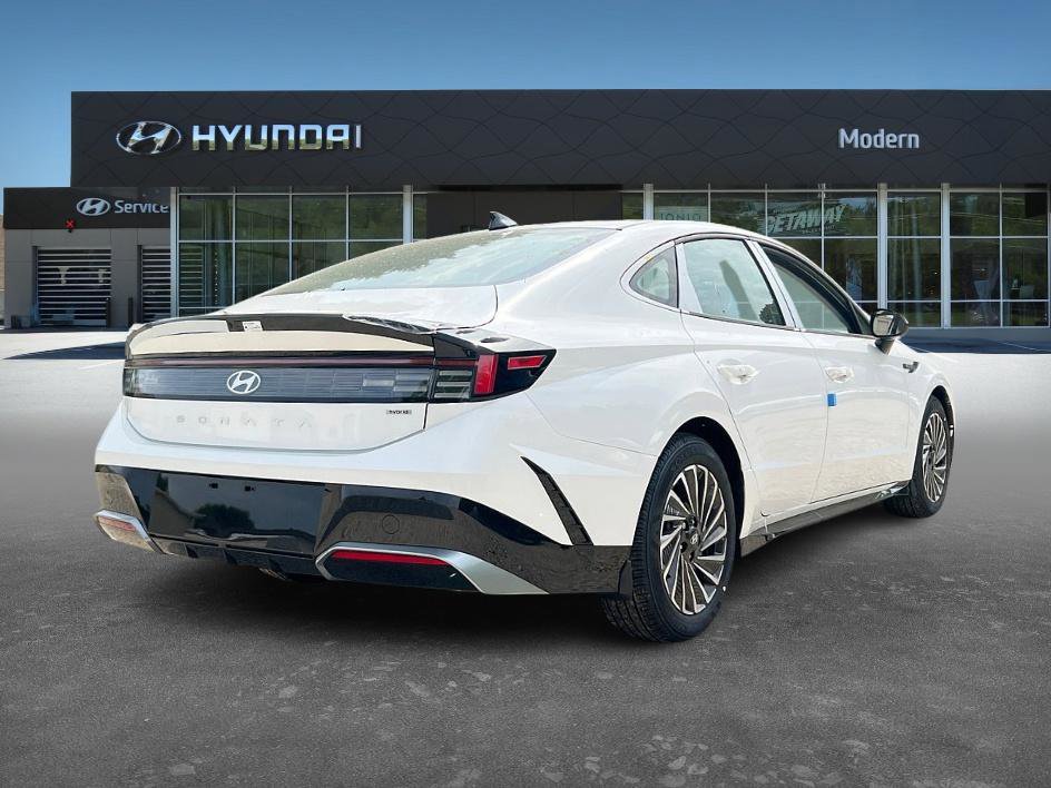 2025 Hyundai Sonata Hybrid SEL photo 3