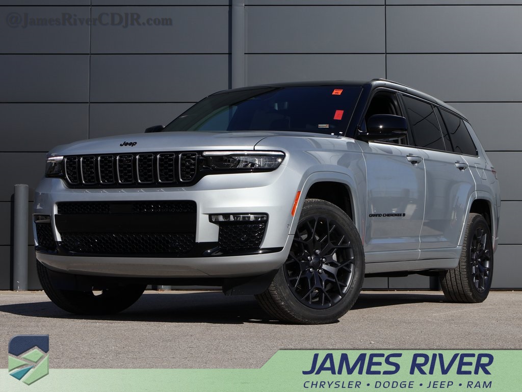2023 Jeep Grand Cherokee L Summit Reserve's photo