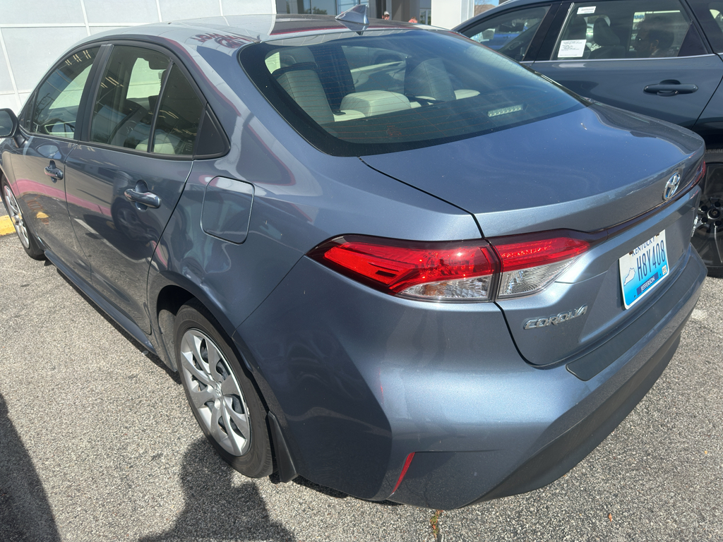 2024 Toyota Corolla XLE LE Premium SE photo 2