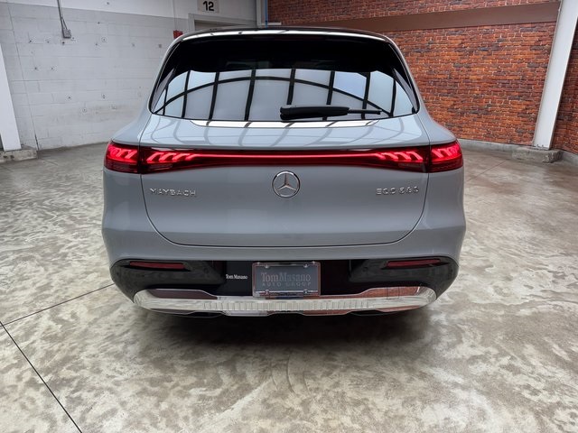 2025 Mercedes Benz EQS SUV 680 4MATIC photo 3