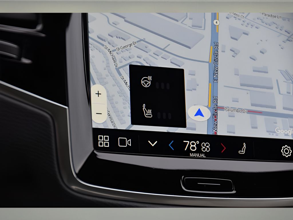 2024 Volvo XC90 Plus photo 16