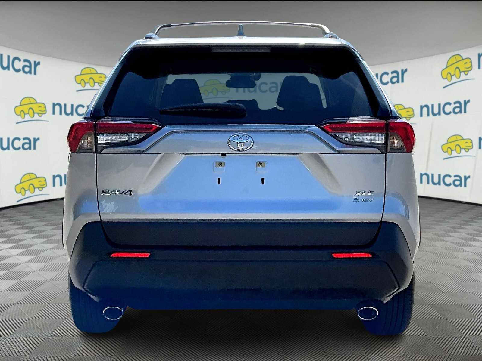 2025 Toyota RAV4 Hybrid XLE Premium photo 3