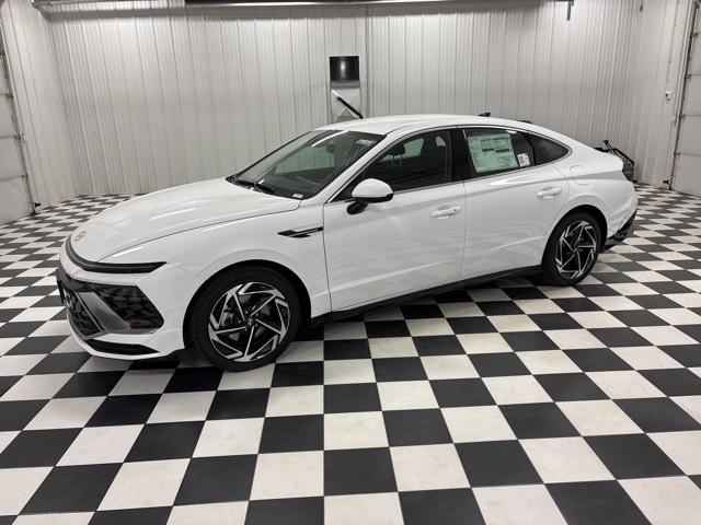 2026 Hyundai Sonata SEL's photo