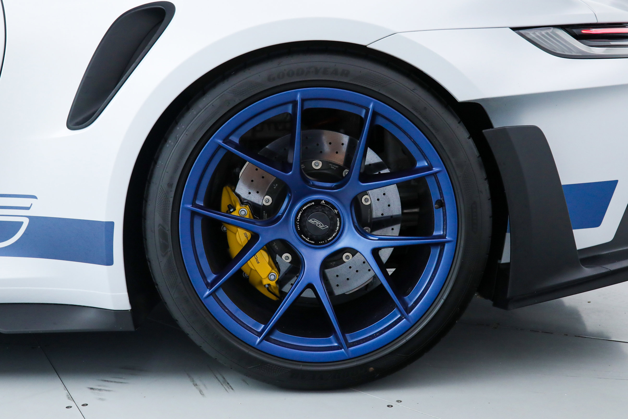2025 Porsche 911 GT3 RS photo 36