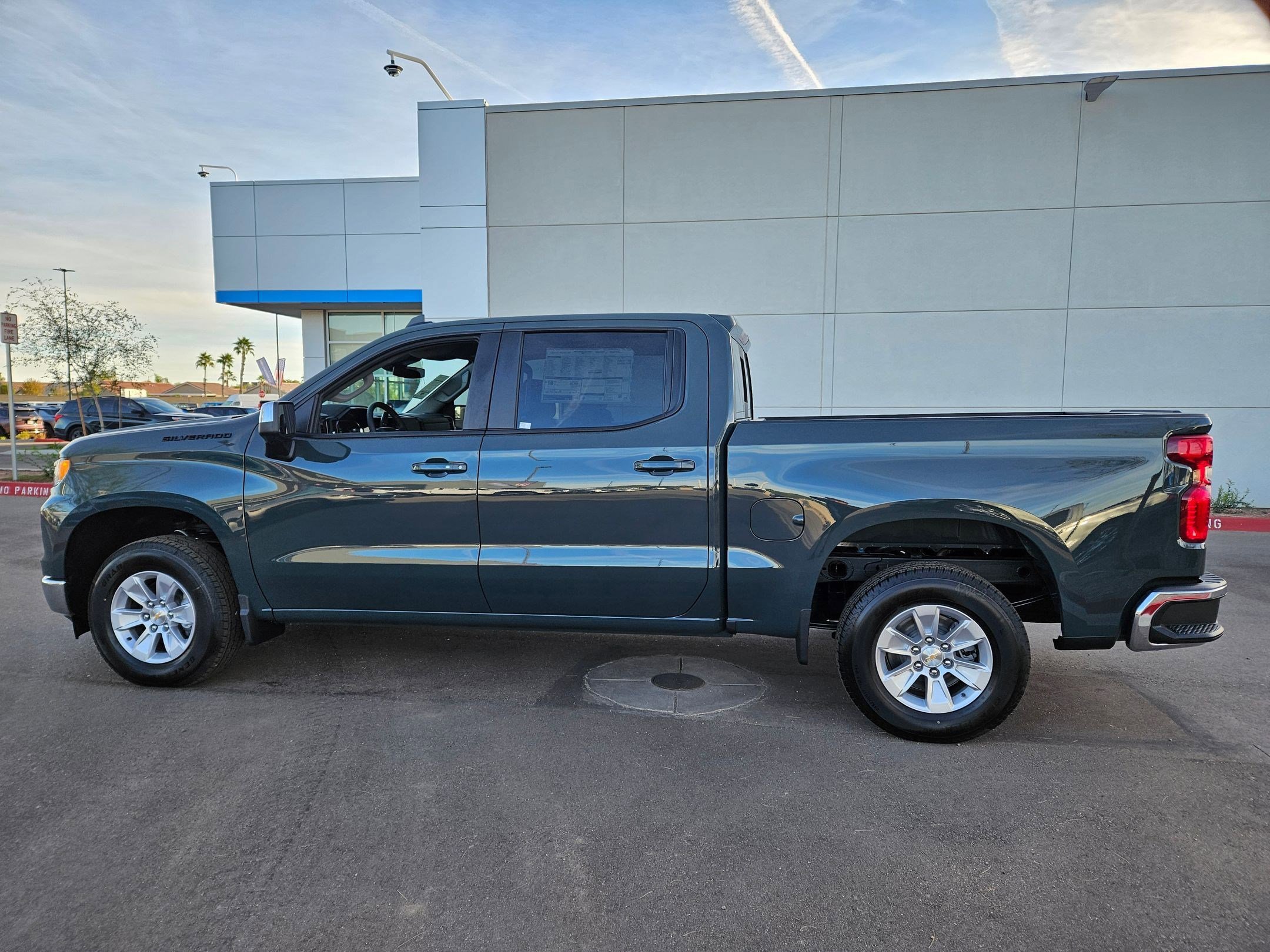 2026 Chevrolet Silverado 1500 LT photo 2