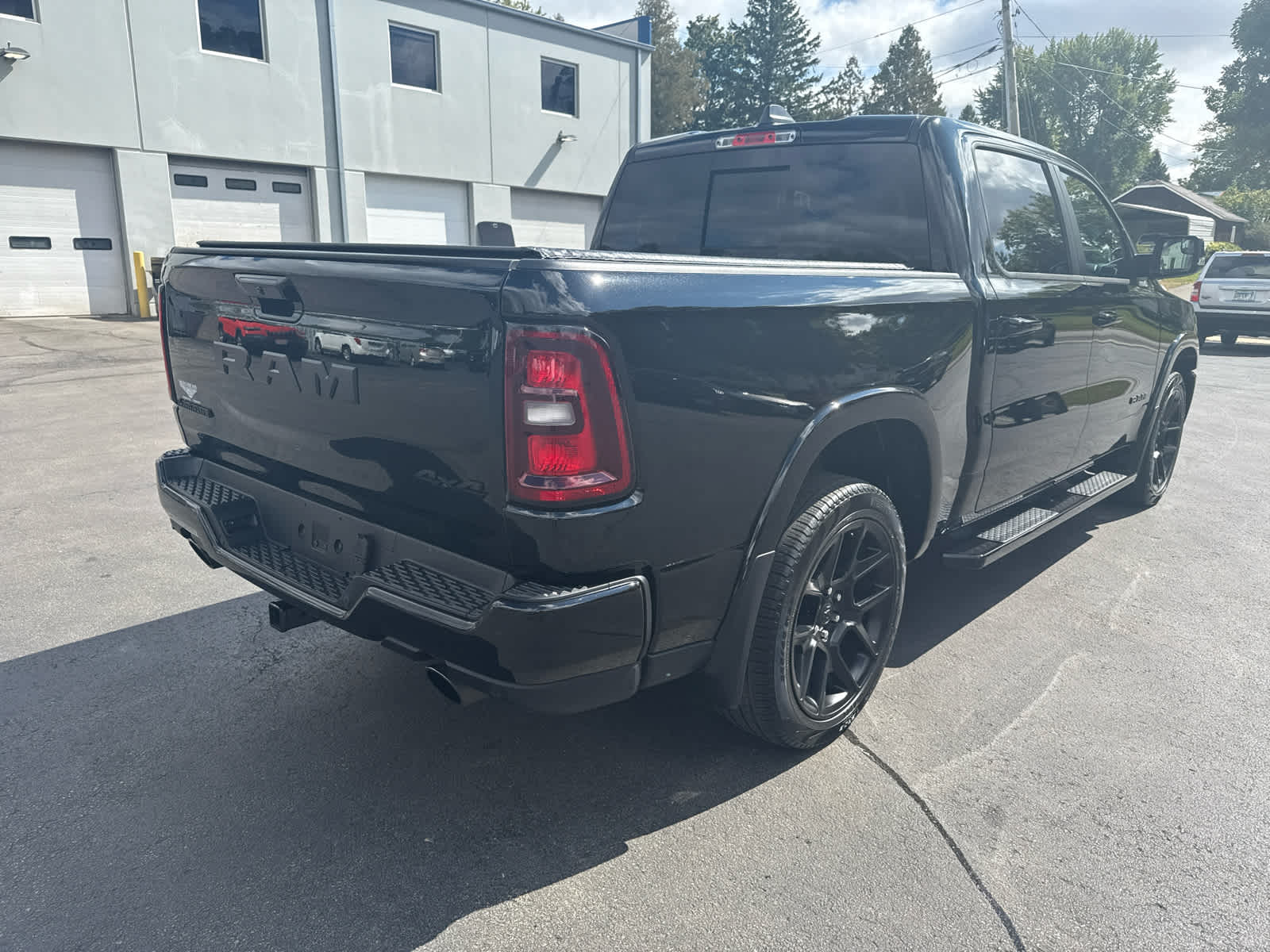 2025 Ram 1500 Laramie photo 2