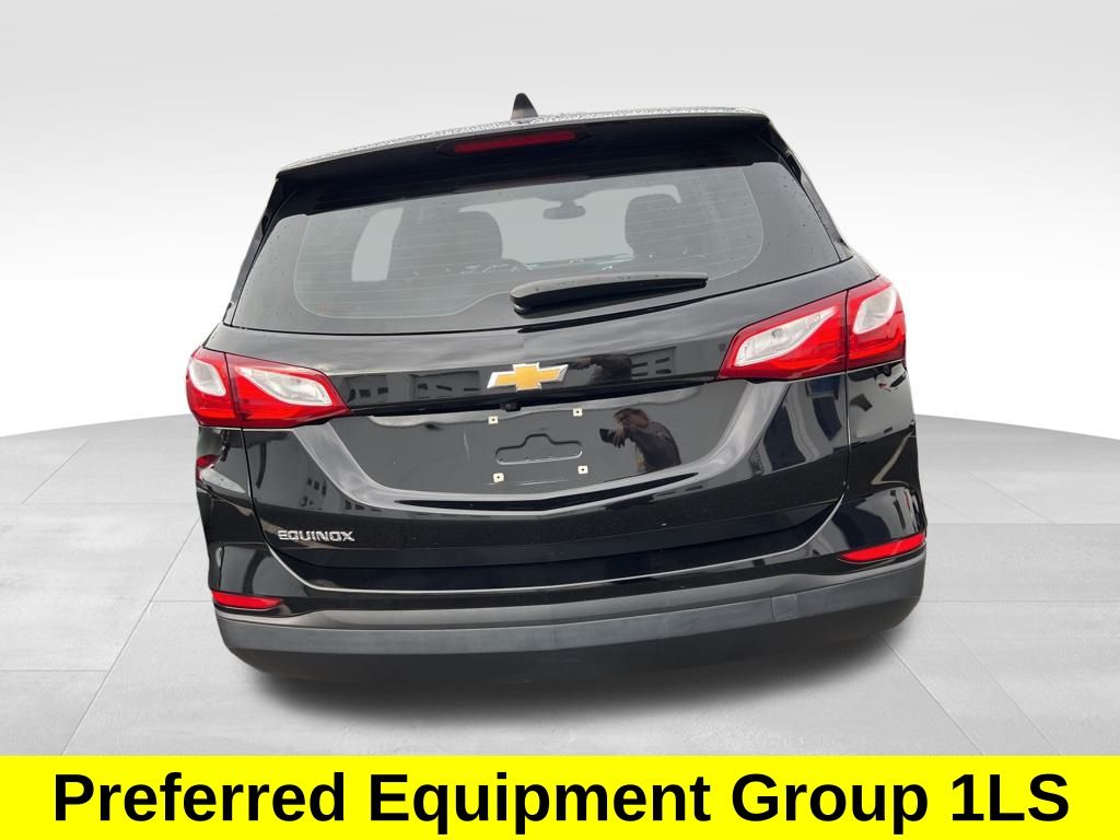 2019 Chevrolet Equinox LS photo 3