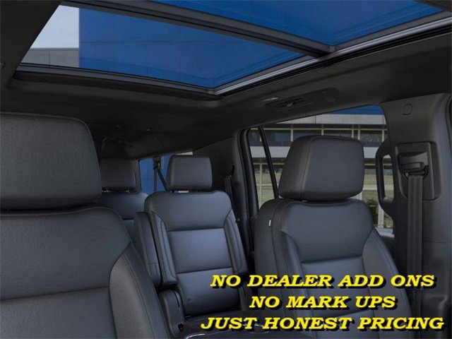 2025 Chevrolet Suburban Z71 photo 22