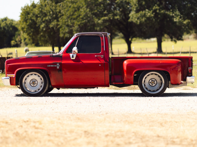 1986 Chevrolet C/K Pickup photo 2