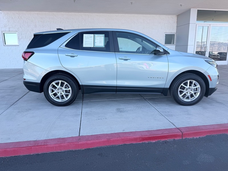 Used 2022 Chevrolet Equinox LT with VIN 2GNAXUEV7N6119228 for sale in Pahrump, NV