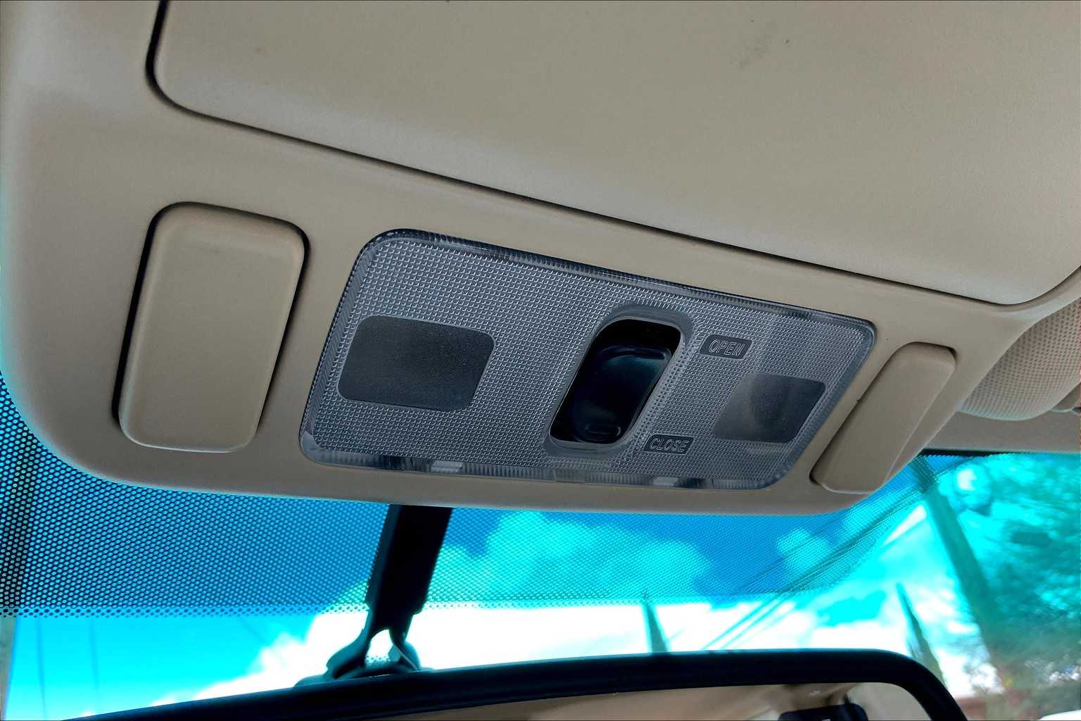 2008 Subaru Forester X photo 26