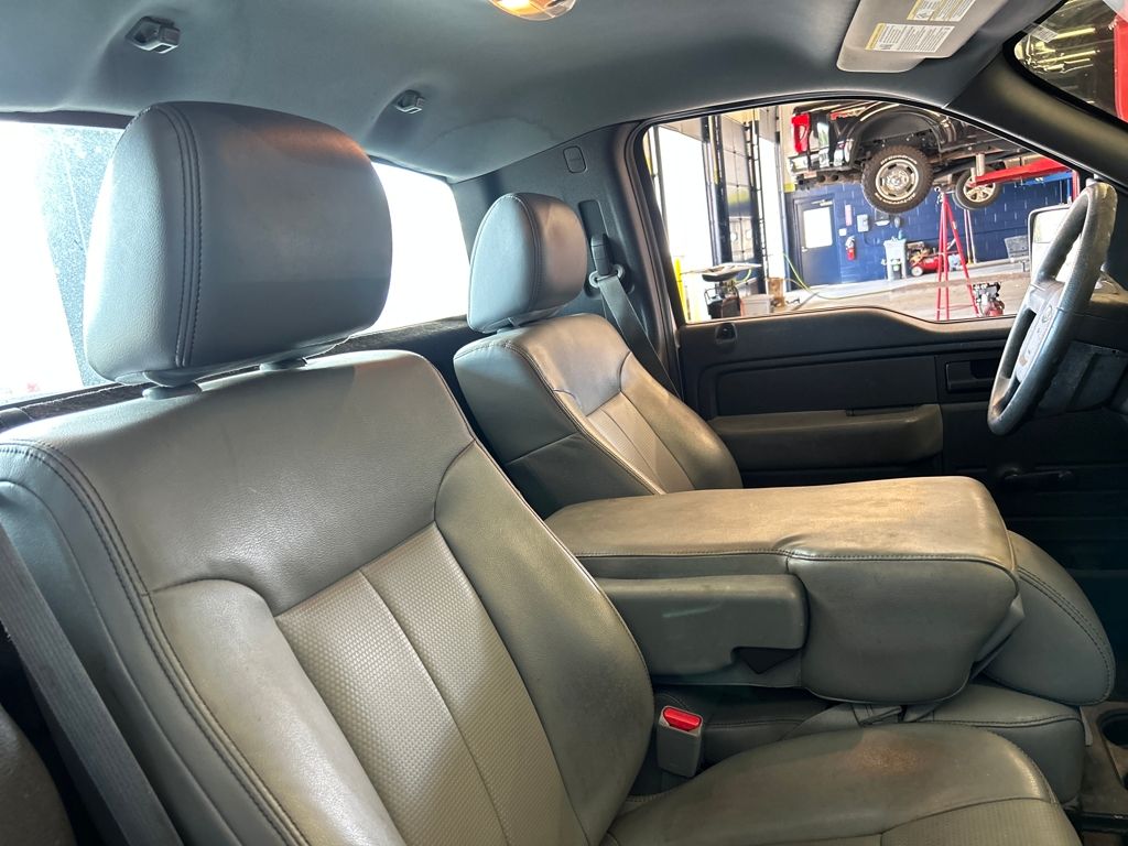 2013 Ford F-150 XL photo 8