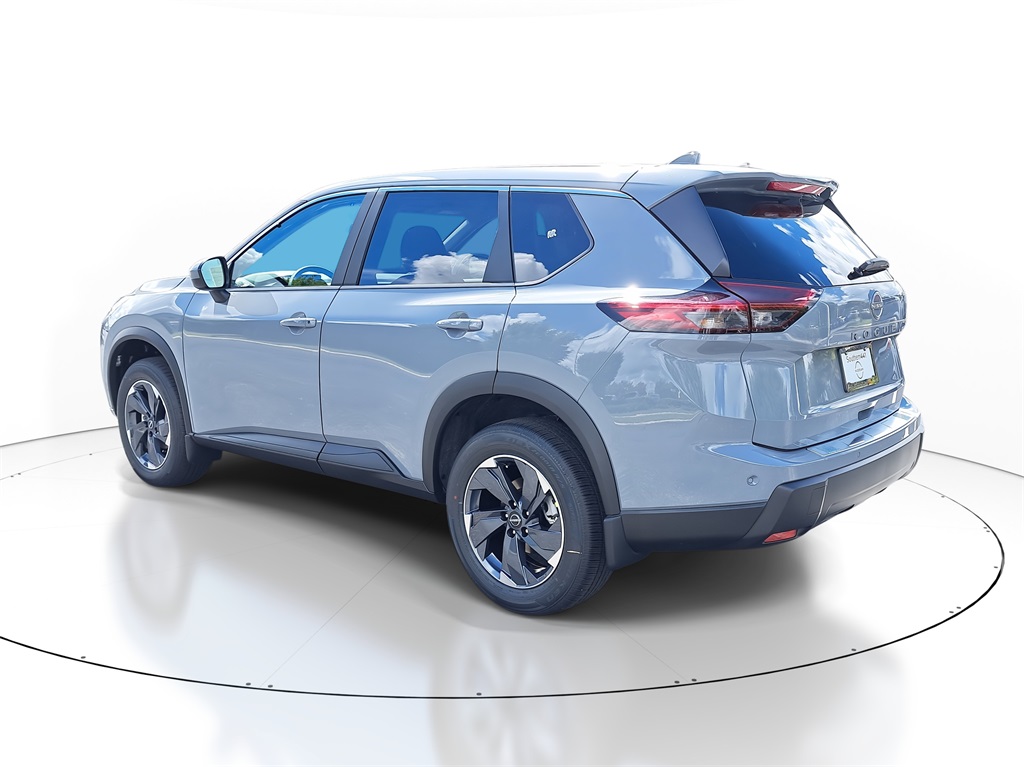 2026 Nissan Rogue SV photo 5