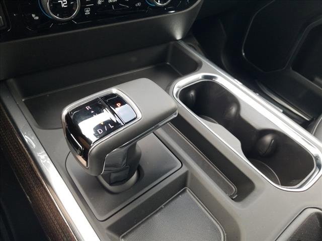 2025 Chevrolet Silverado 1500 RST photo 13