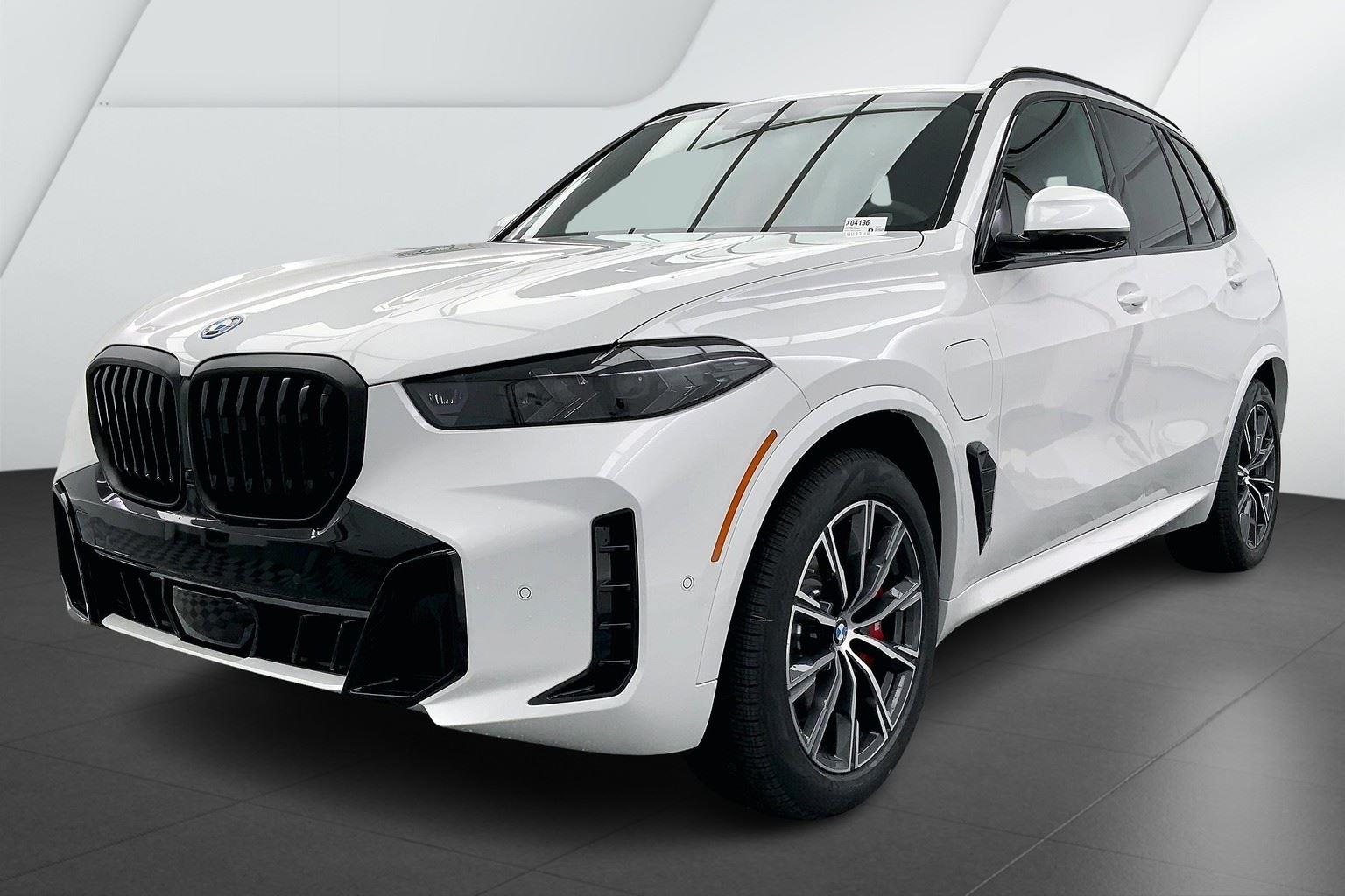 2026 BMW X5 50e's photo