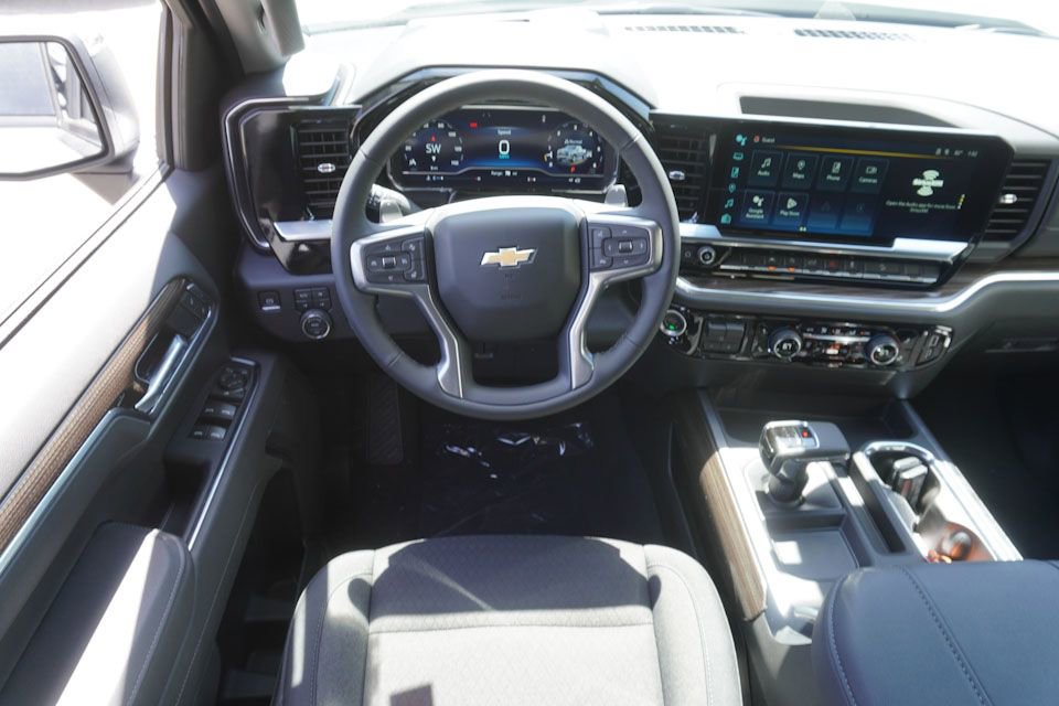 2025 Chevrolet Silverado 1500 LT Z71 photo 12