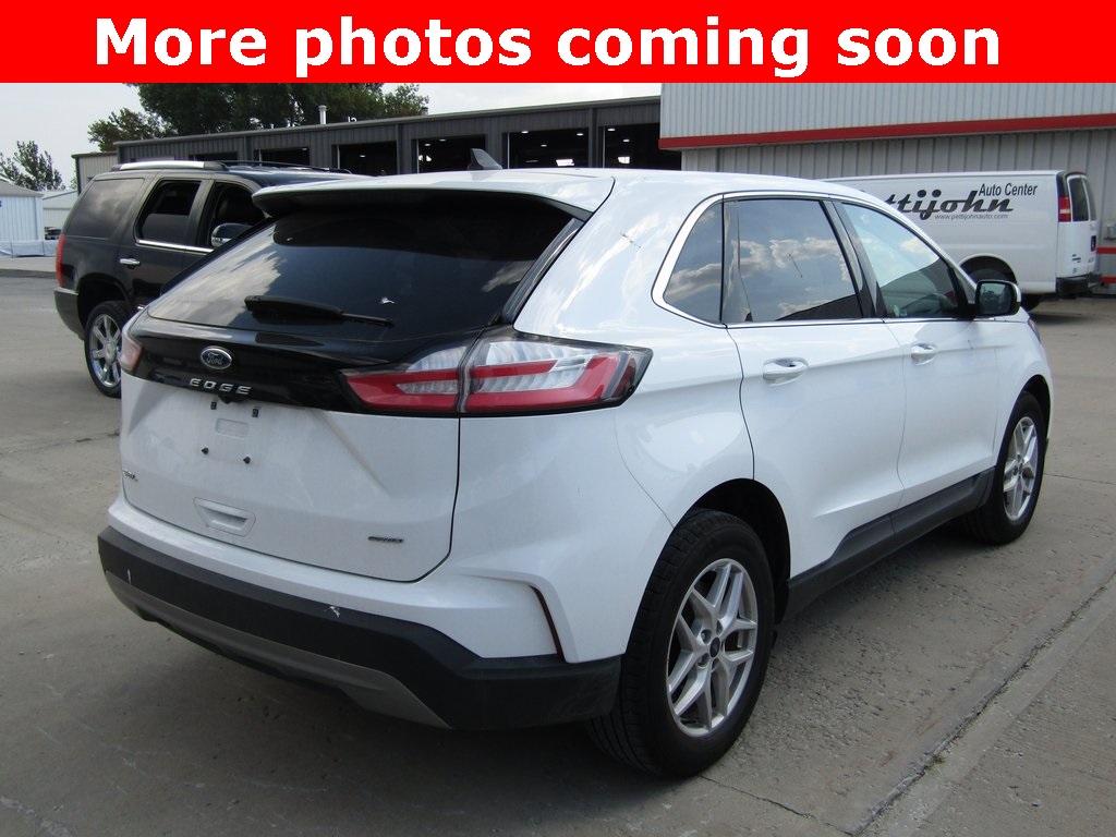 2024 Ford Edge SEL photo 5