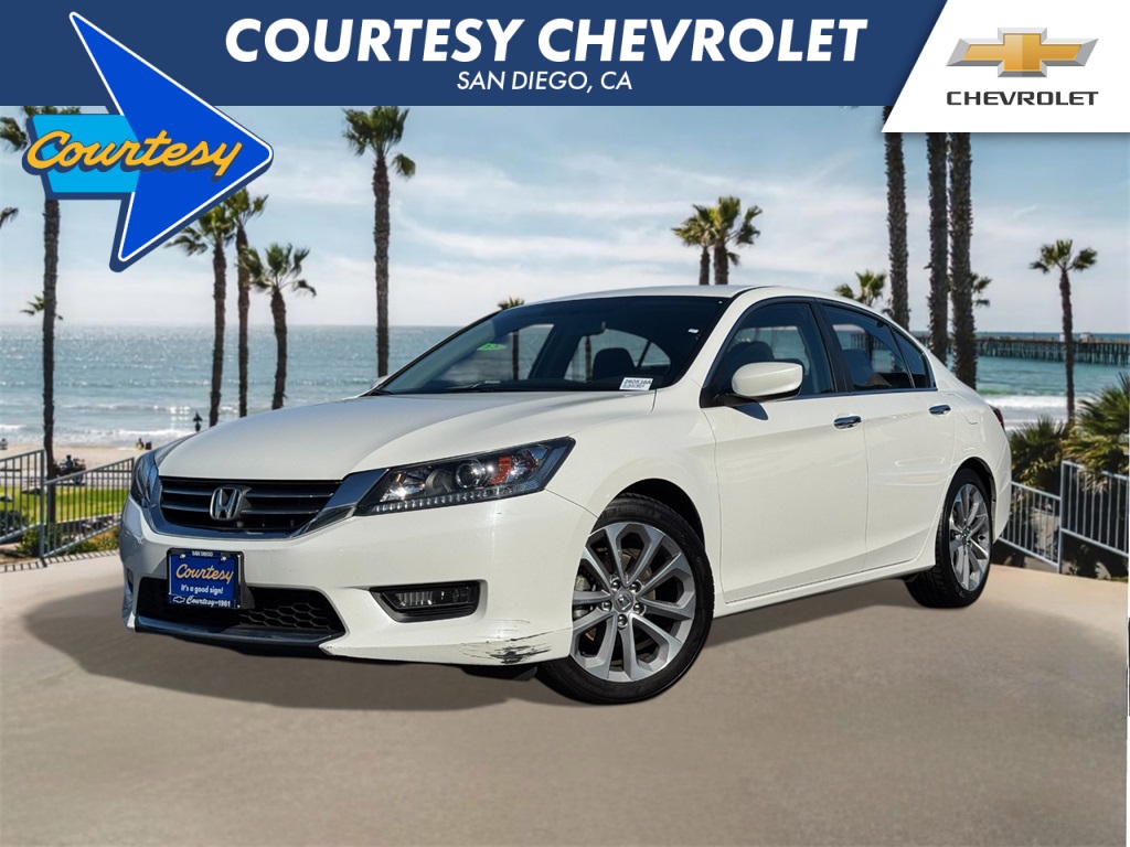 2015 Honda Accord Sport's photo