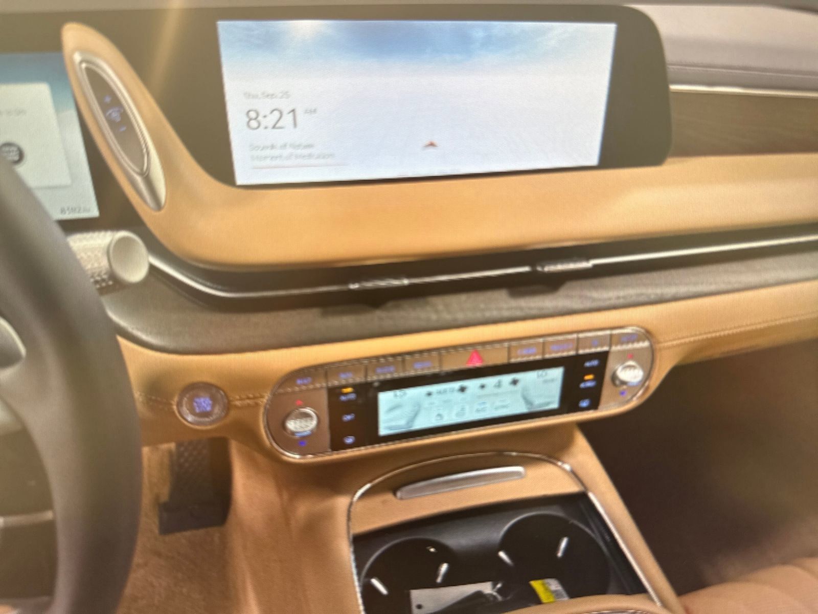 2025 Genesis G90 3.5T E-Supercharger photo 6