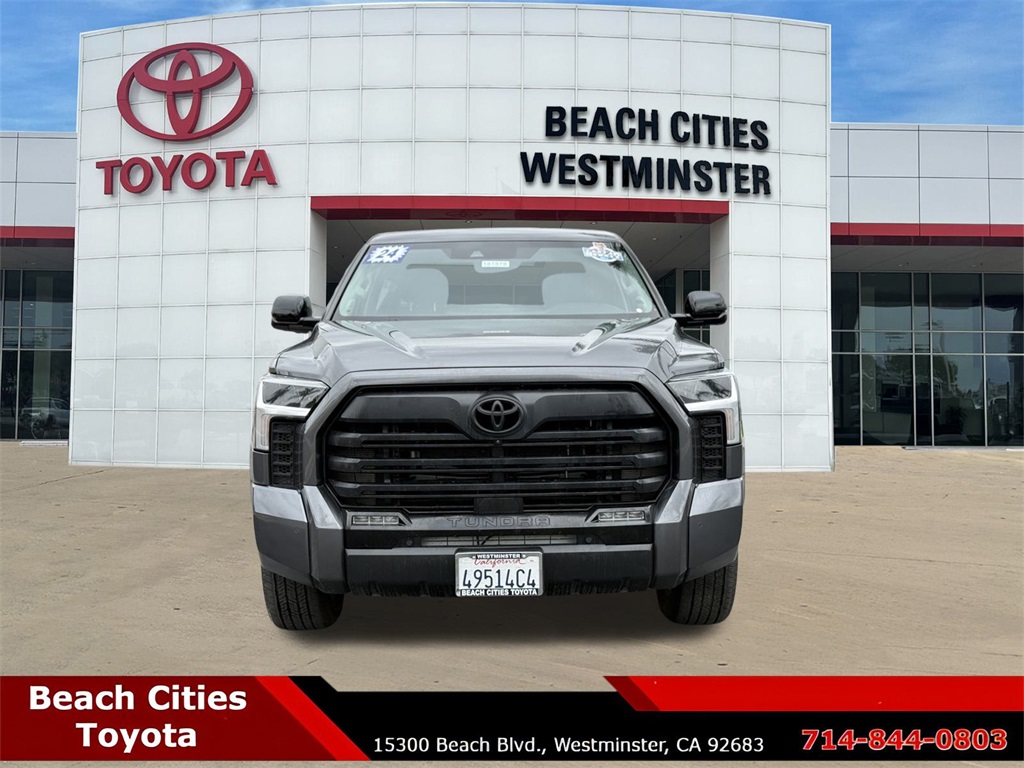 2024 Toyota Tundra Limited CrewMax photo 3