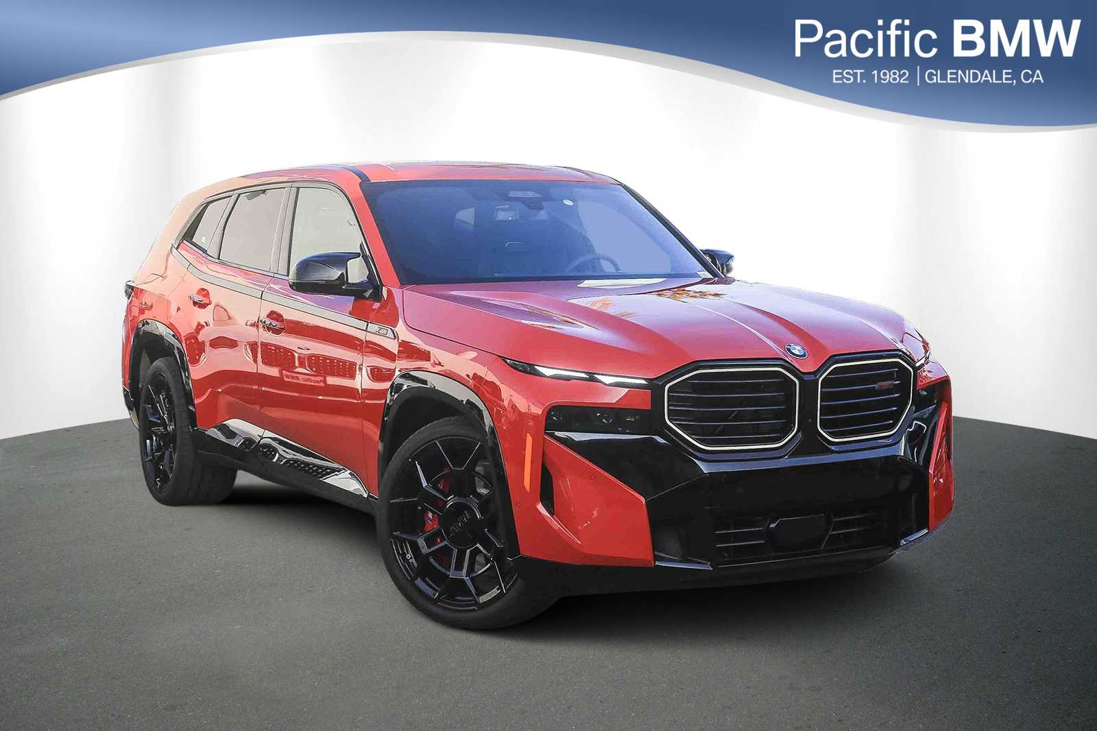 2026 BMW XM Base's photo