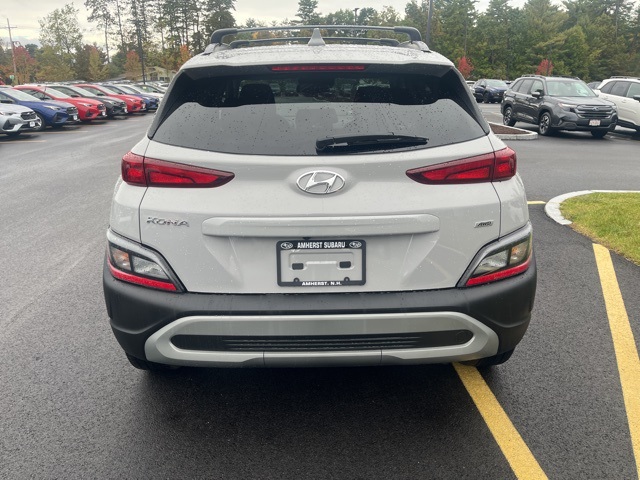 2023 Hyundai Kona SEL photo 2