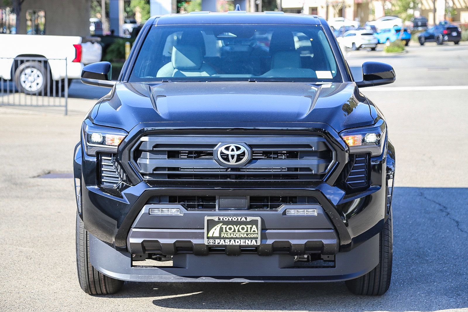2025 Toyota Tacoma SR5 4x4 Double Cab photo 2