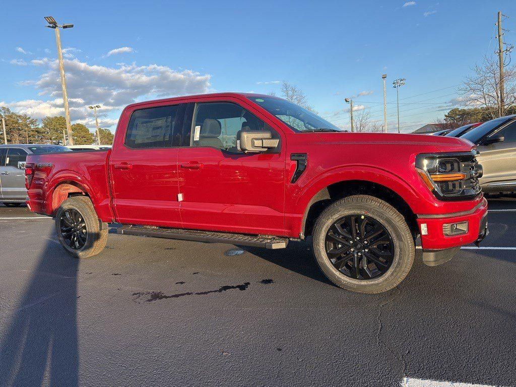 2025 Ford F-150 XLT photo 15