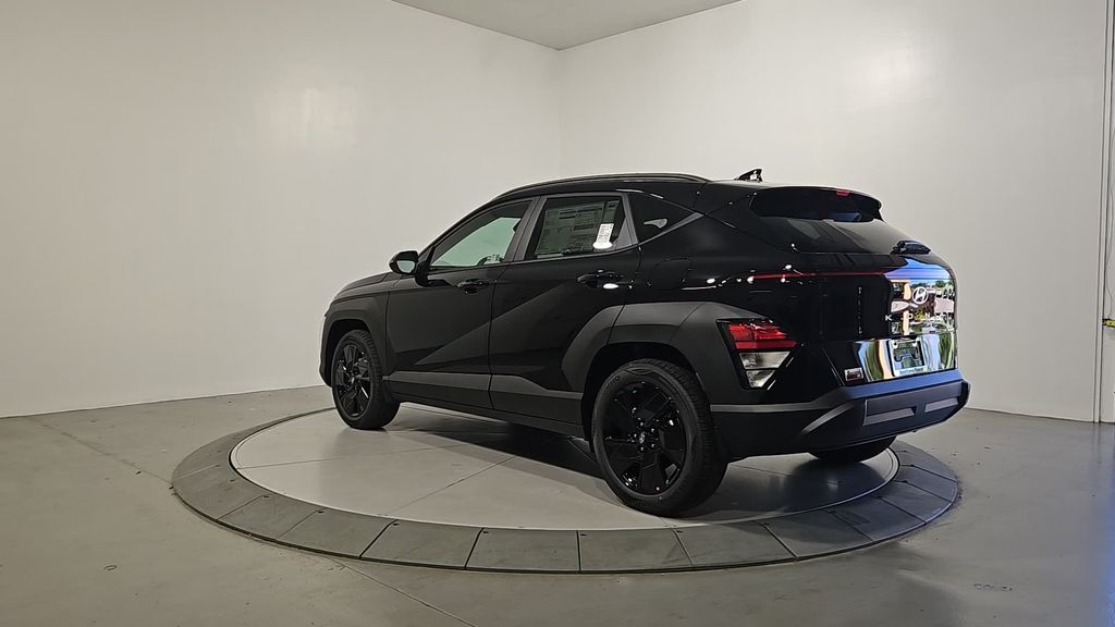 2026 Hyundai Kona SEL photo 3