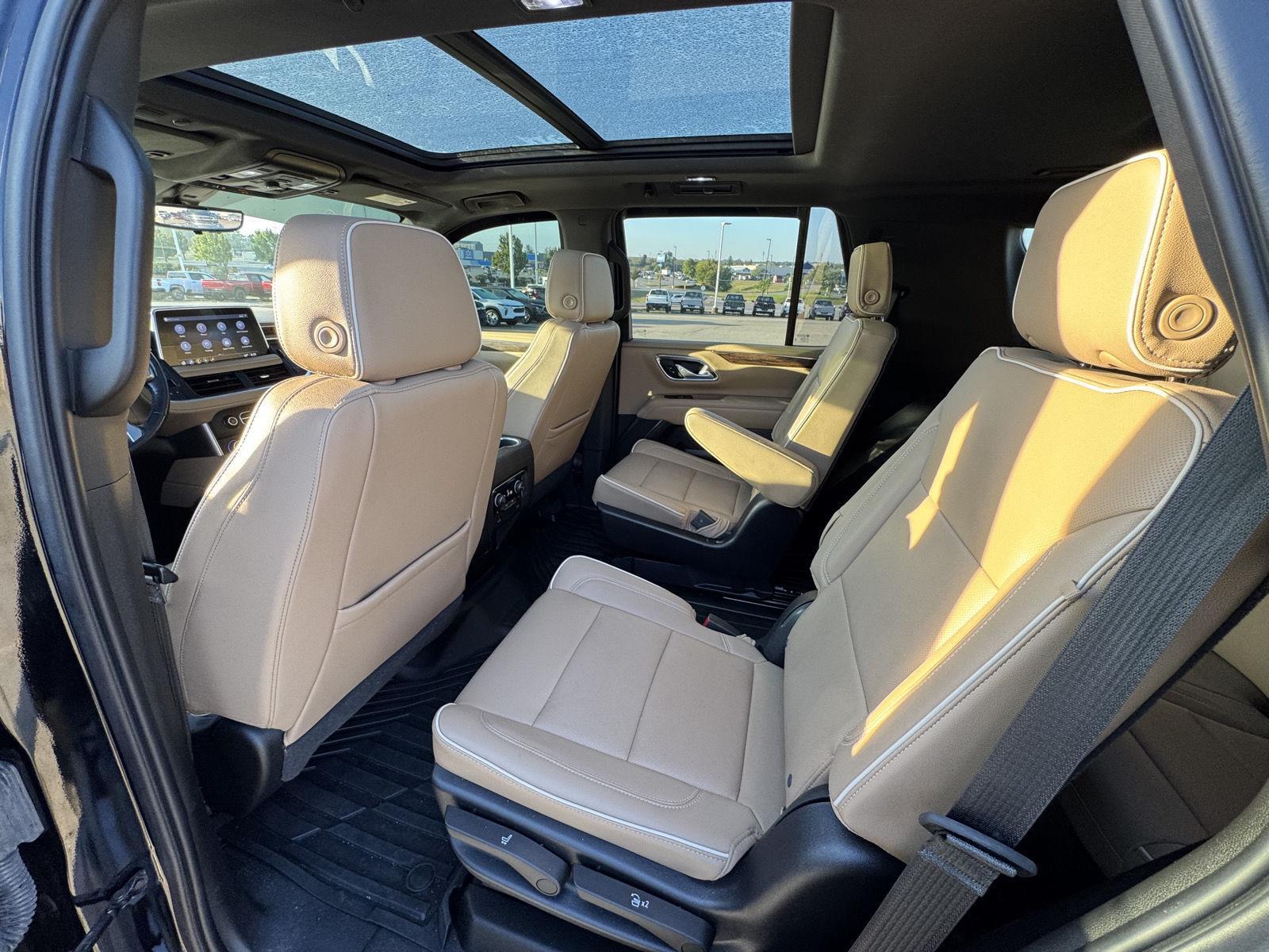 2021 Chevrolet Tahoe Premier photo 21