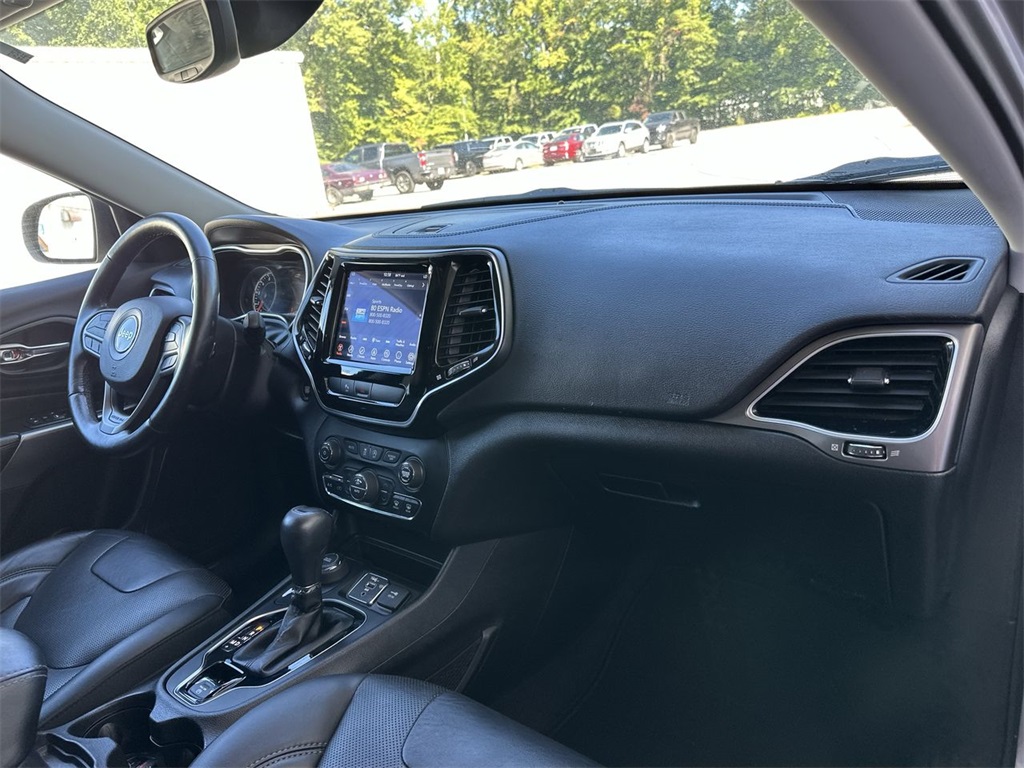 2020 Jeep Cherokee Limited photo 24