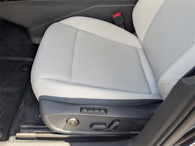 2024 Volkswagen ID.4 S photo 17