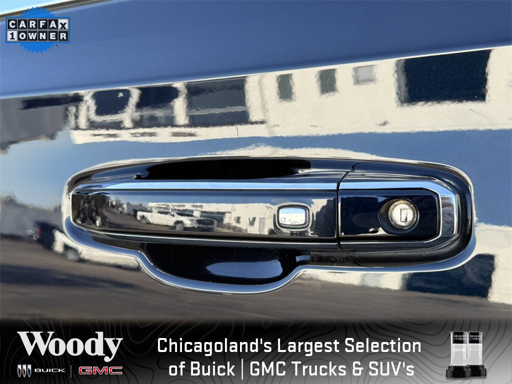 2023 GMC YUKON XL - Image 12