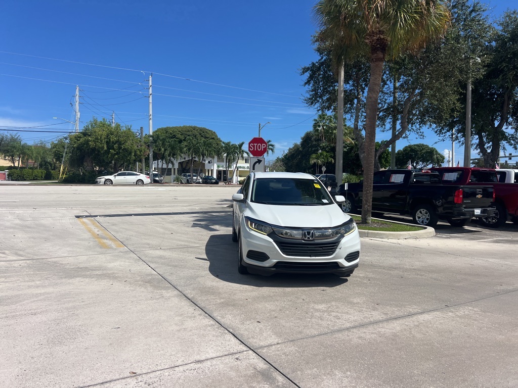2021 Honda HR-V LX photo 2