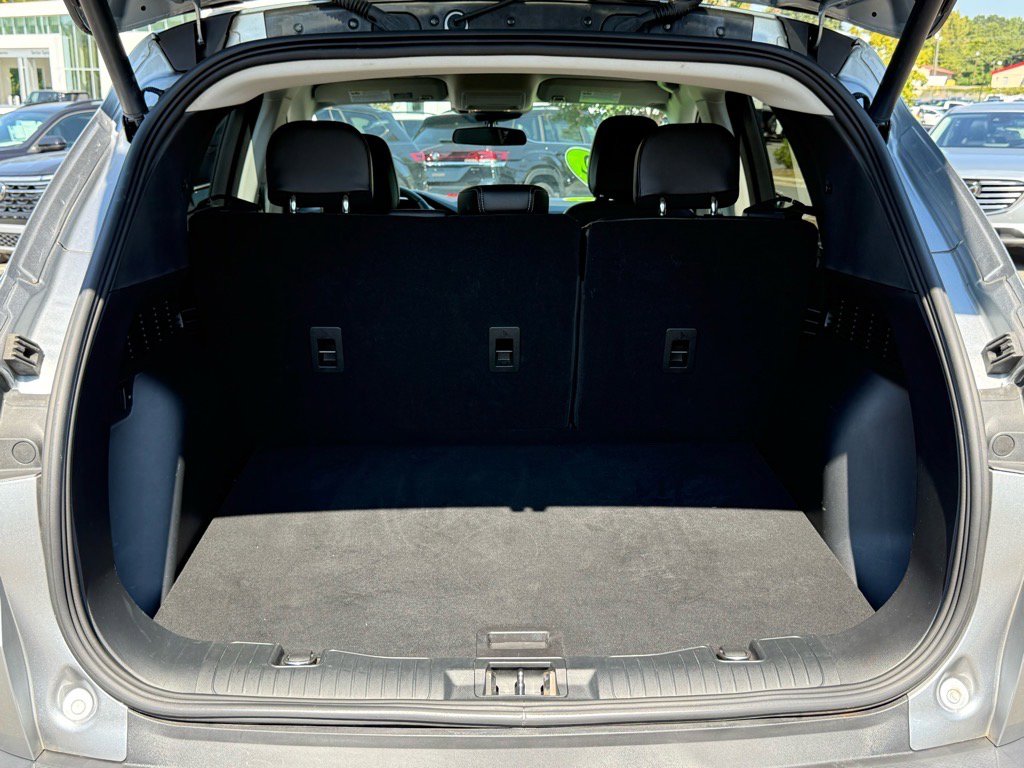 2022 Ford Escape SEL photo 7