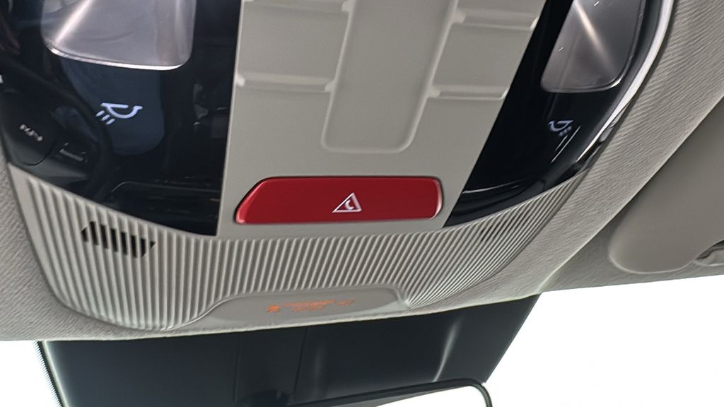 2025 Kia K4 LXS photo 27