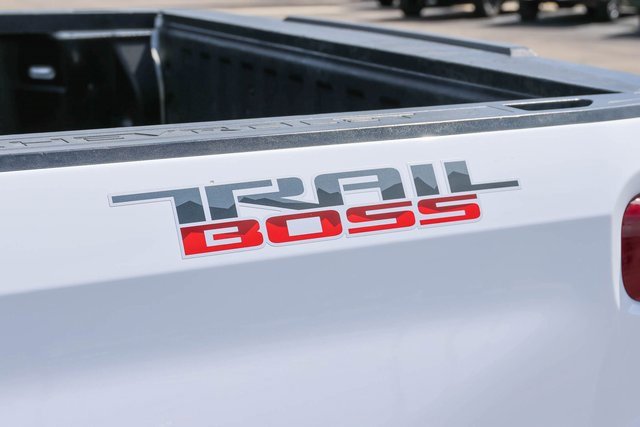 Used 2021 Summit White Chevrolet LT Trail Boss image 9