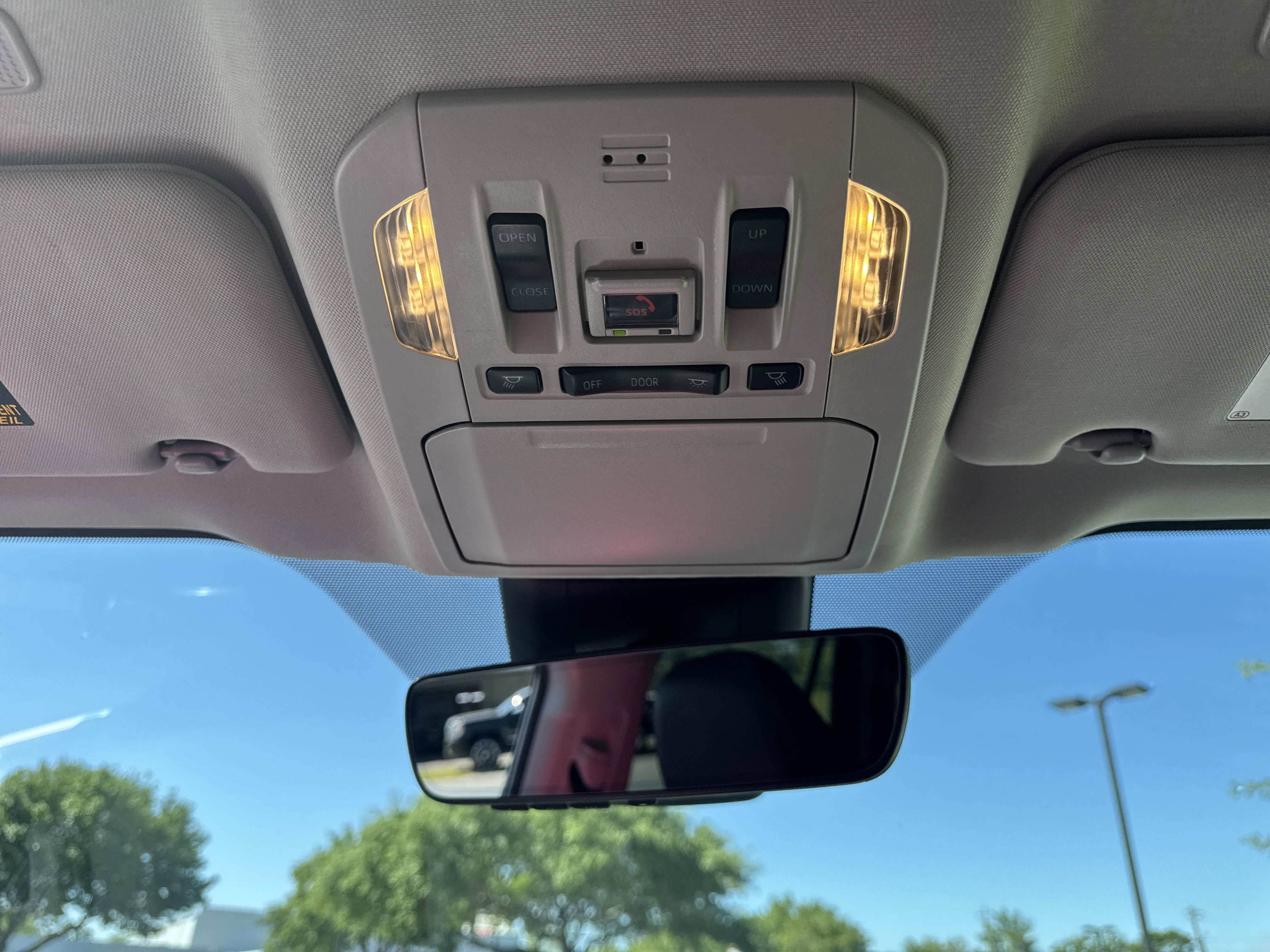 2023 Toyota Highlander XLE photo 17