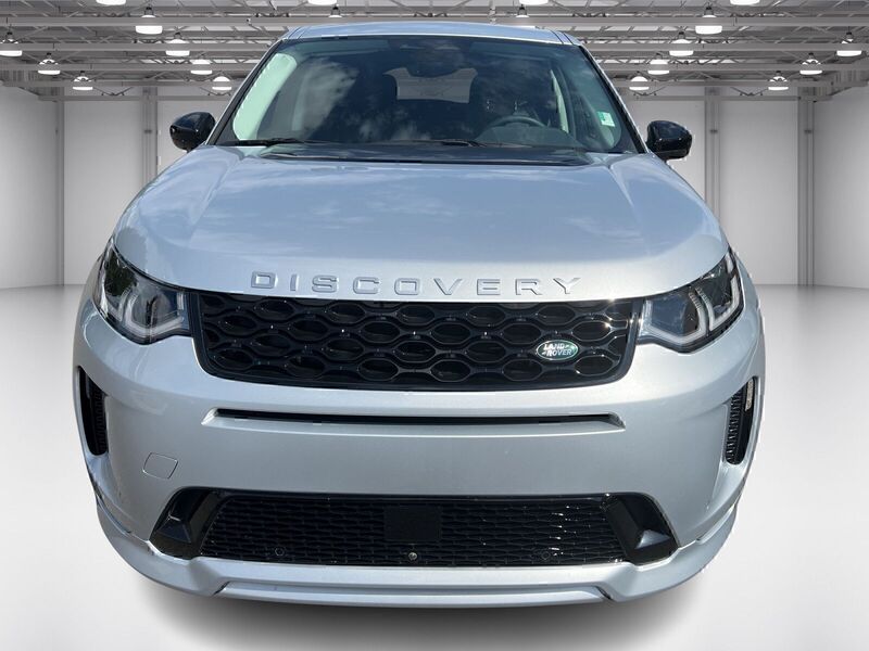 2025 Land Rover Discovery Sport S photo 2