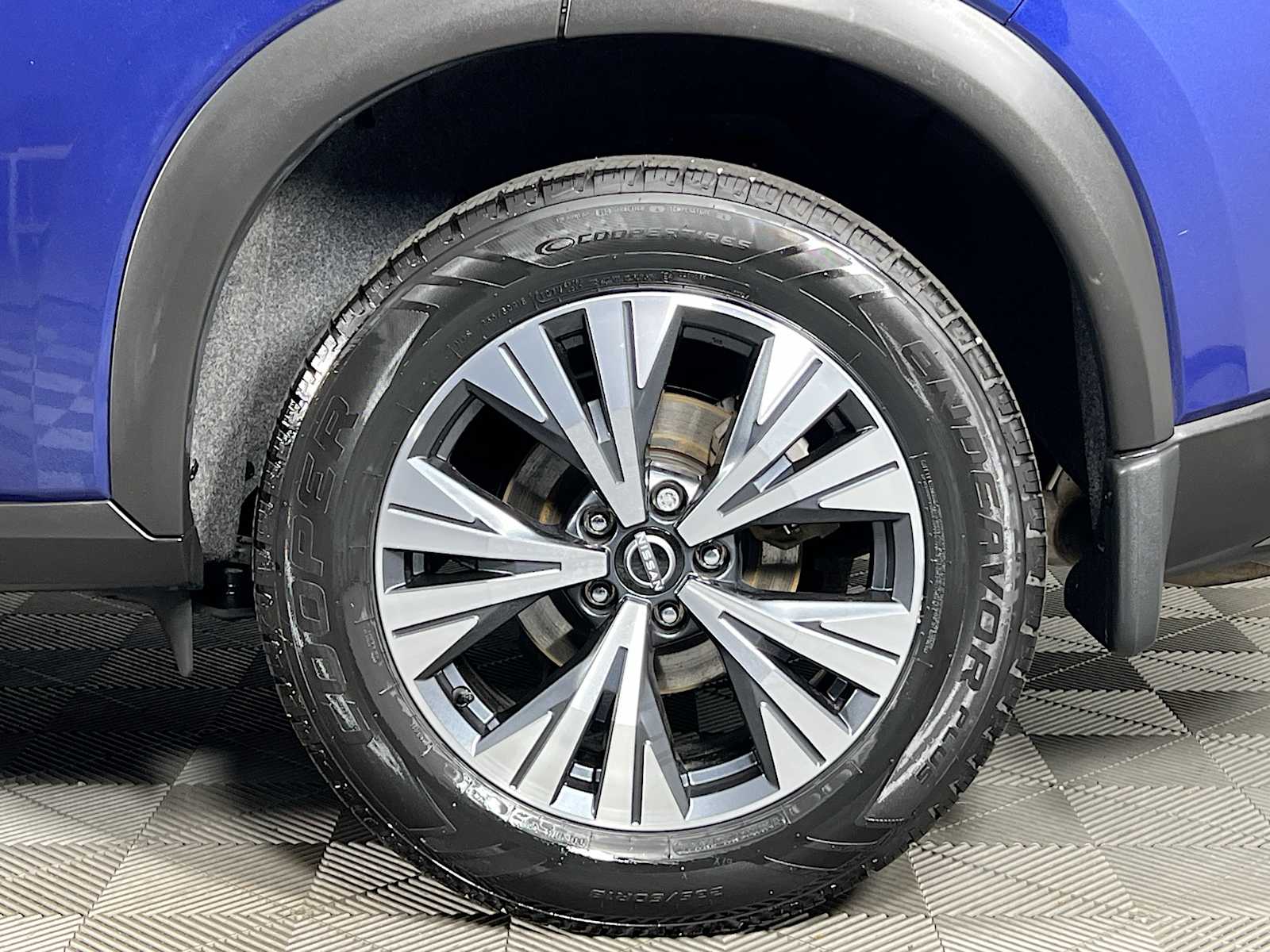 2023 Nissan Rogue SV photo 30